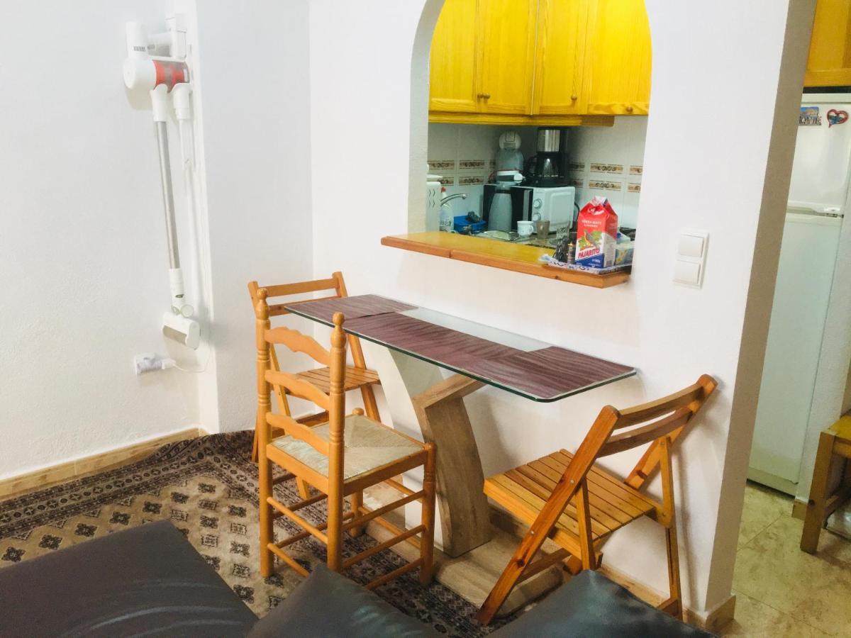 Apartamento Compartido - Solo El Dormitorio Es Privado Τορεβιέχα Εξωτερικό φωτογραφία